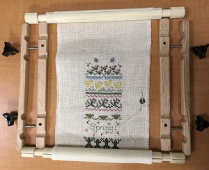  Scroll Frames For Cross Stitch